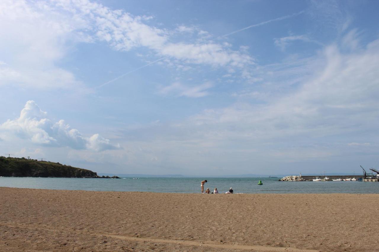 Sunset Art Beach Front Hotel Csernomorec Kültér fotó